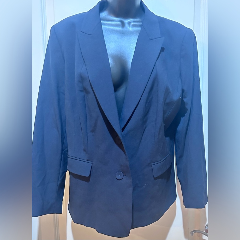 Lafayette 148 Classic Black Two Button Code Women… - image 1